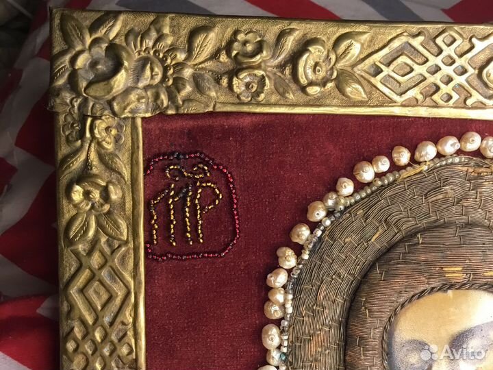 Старинная Икона шитьё Умиление