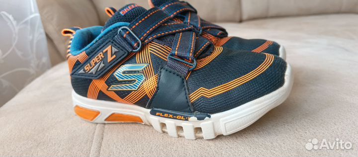 Кроссовки Skechers с подсветкой для мальчика