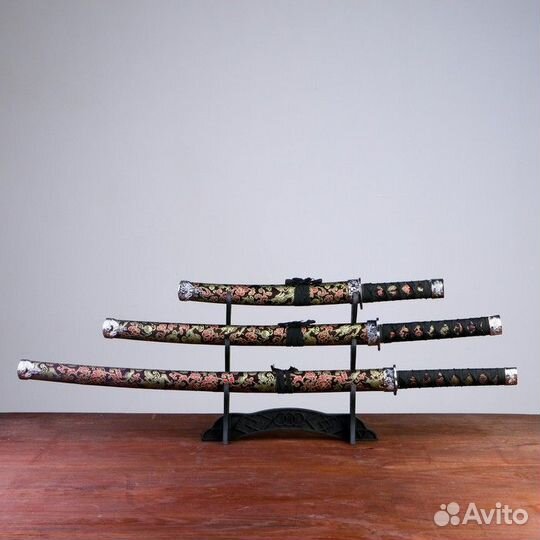 Катаны сувенирные сертификат подставка