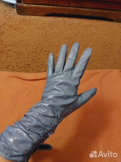 Перчатки женские новые