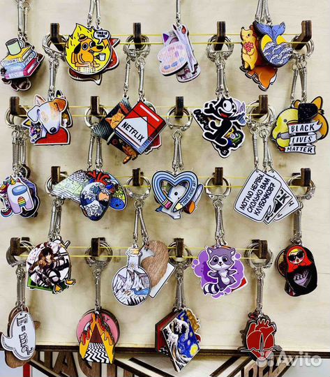 Брелок деревянный