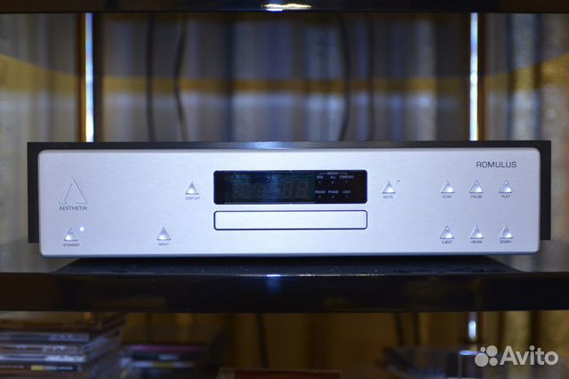 CD проигрыватель Aesthetix Romulus Signature