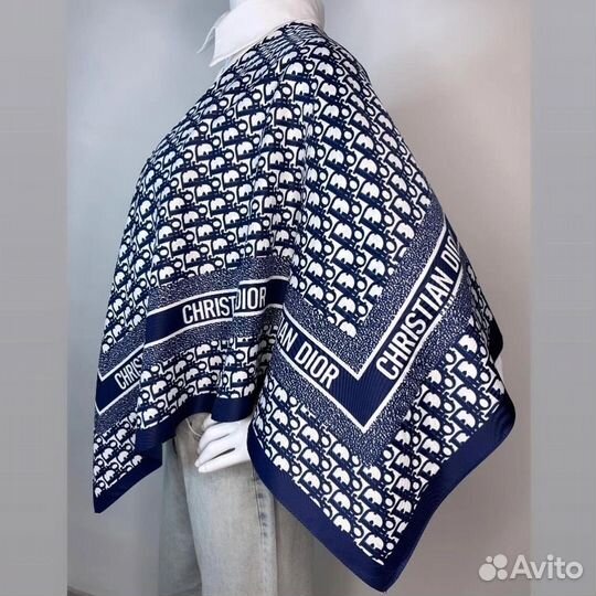 Платок 90*90 шелк Christian dior