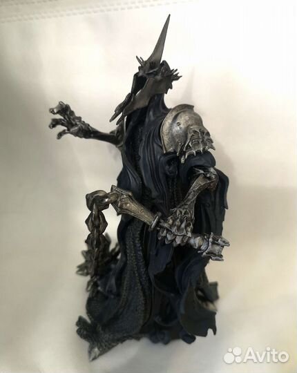 Коллекционная фигурка Король-чародей Ангмара Weta