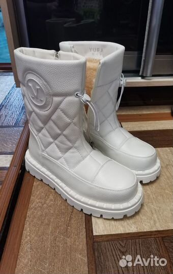 Ботинки зимние женские