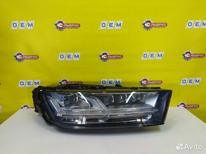 Фара правая Audi Q7 2 2015