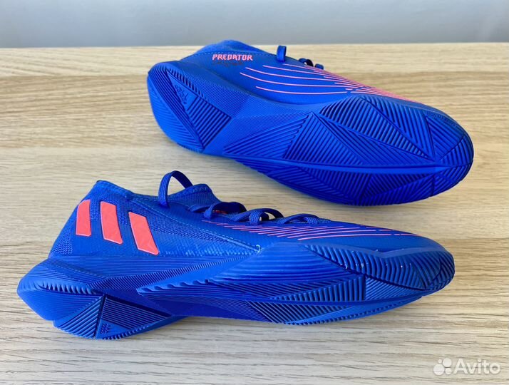 Детские футбольные бутсы для зала Adidas Predator