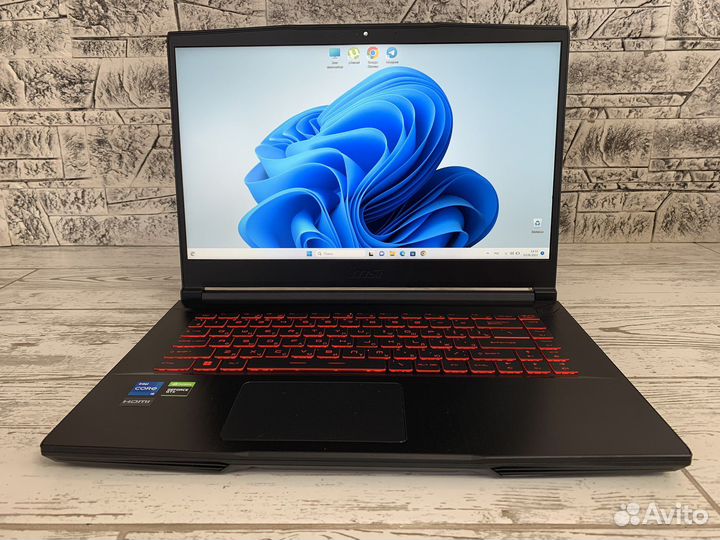 Игровой ноутбук MSI i5 11400h