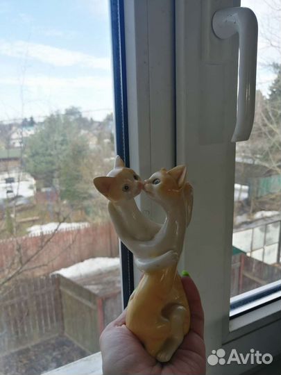 Статуэтки кошки