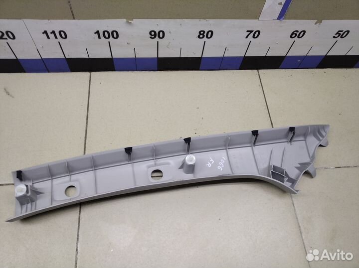 Обшивка стойки Hi Lux 2015