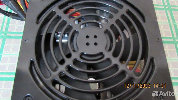 Блок питания Thermaltake 850-1000W