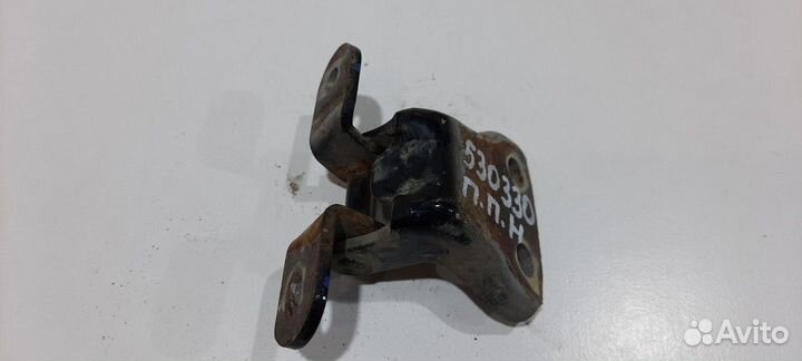 Петля двери передняя правая нижняя (Changan CS35)