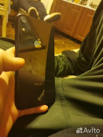 iPhone Xr, 64 ГБ