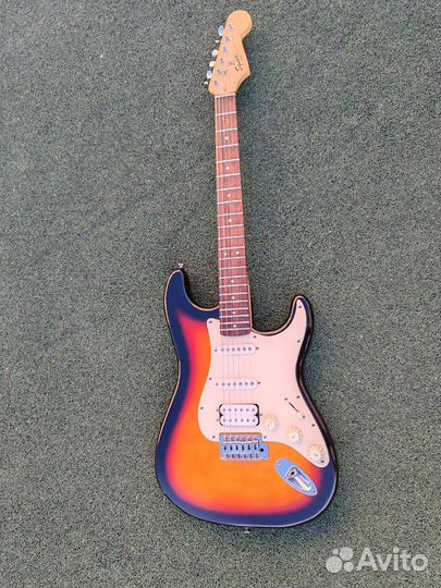 Fender squier strat Bullet 2011