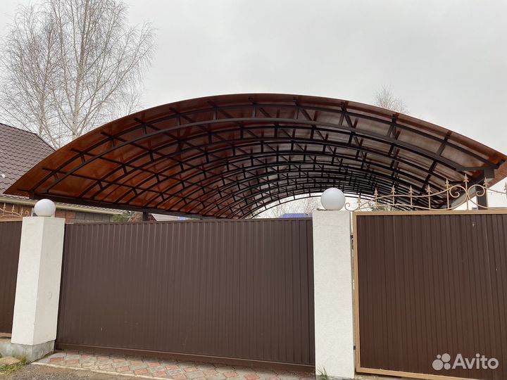 Навесы из поликарбоната под ключ