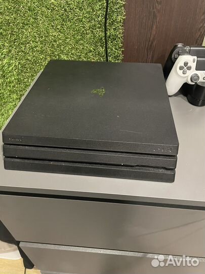 Sony PS4 pro 1tb