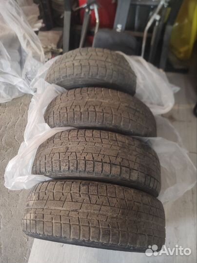 Yokohama Advan A005 215/60 R16 132ZR