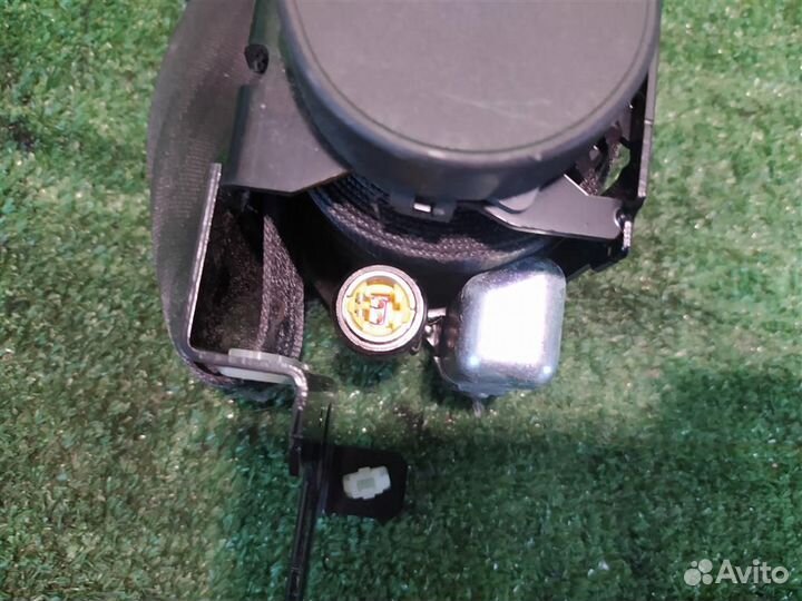 Ремень безопасности передний правый Honda FR-V (B