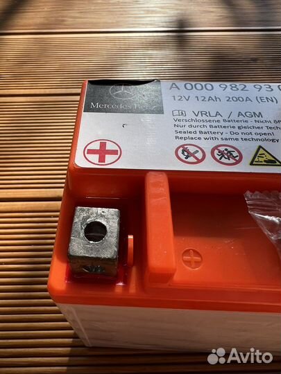 Вспомогательный аккумулятор A0009829308 Mercedes