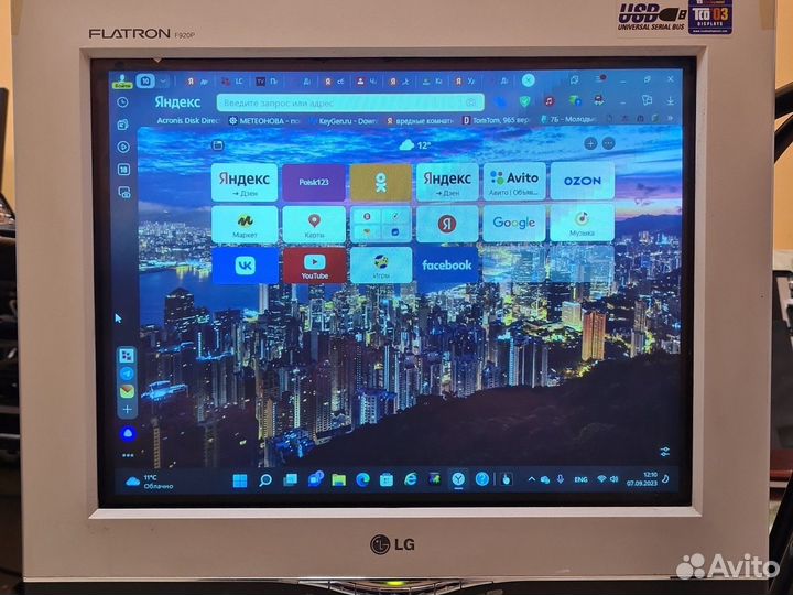 Монитор LG flatron f920p