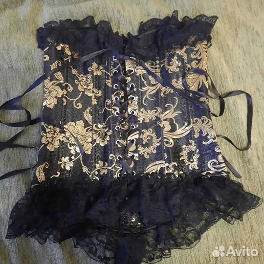 Корсет утягивающий на шнуровке