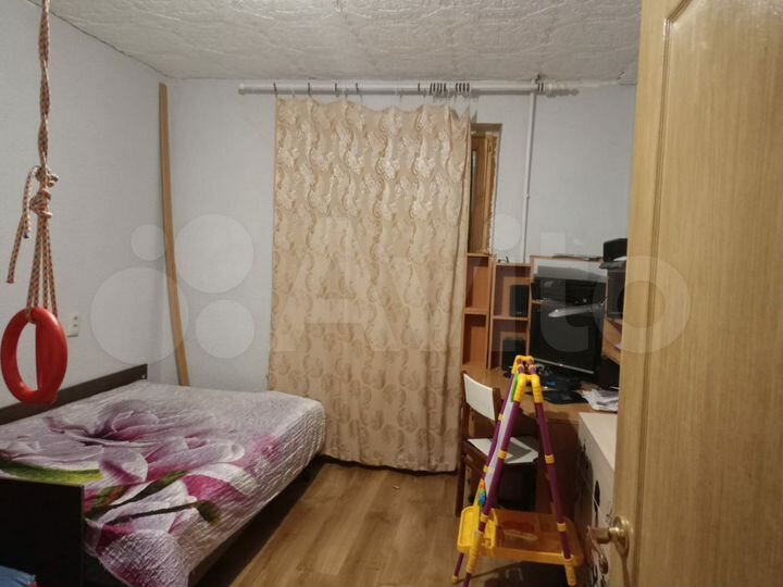 2-к. квартира, 50 м², 4/9 эт.