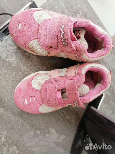 Кроссовки для девочки