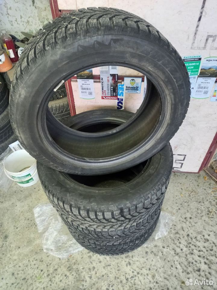 Bridgestone Blizzak Spike-01 205/55 R16