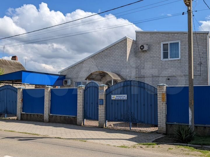 Дом 188,3 м² на участке 10 сот.