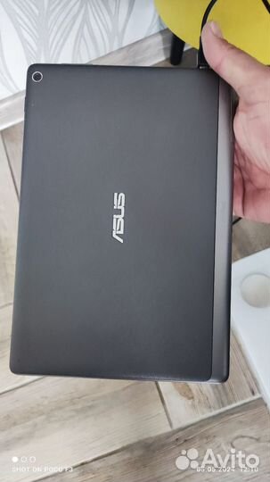 Планшет 10 дюймов Asus Zen Pad 10