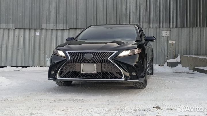 Camry 70 Передний бампер в стиле Lexus D3CX7