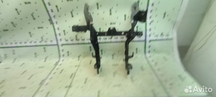 Кронштейн панели торпедо центральный Acura Mdx