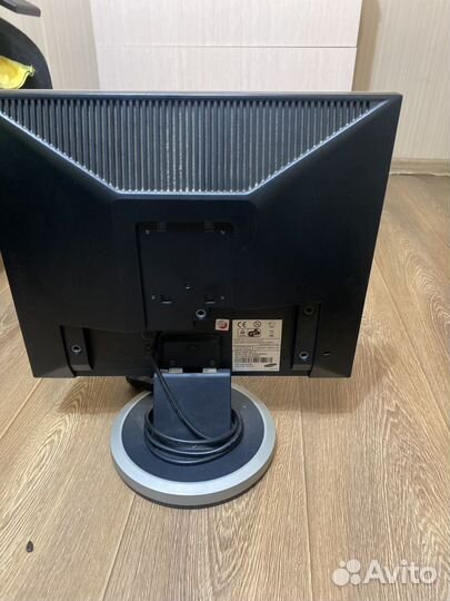 Монитор Samsung syncmaster 940n