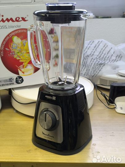Блендер Moulinex LM439D10