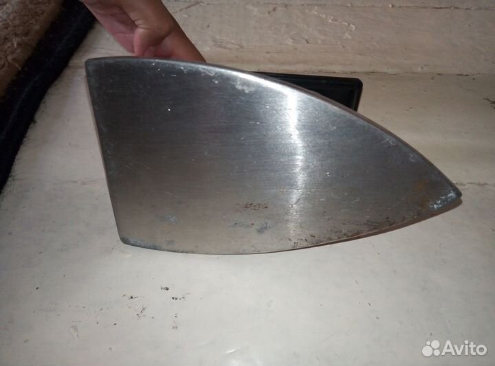 Утюг дорожный