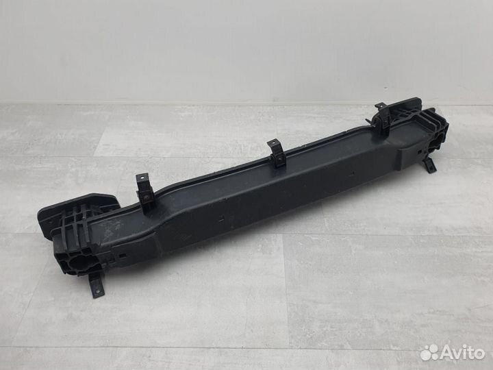 Усилитель бампера задний Hyundai Santa Fe 2019