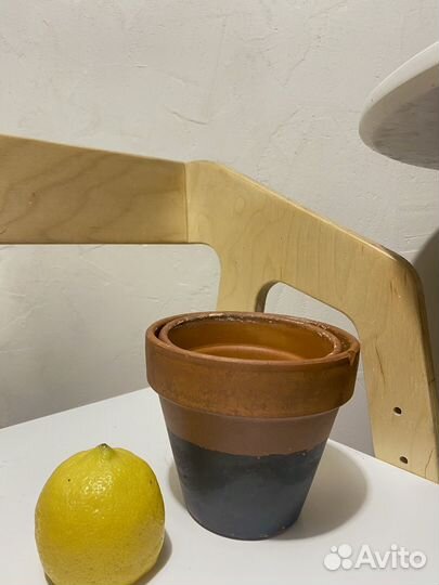 Глиняный горшок