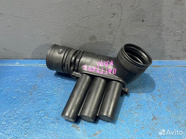 Патрубок воздушного фильтра Volkswagen Golf 7