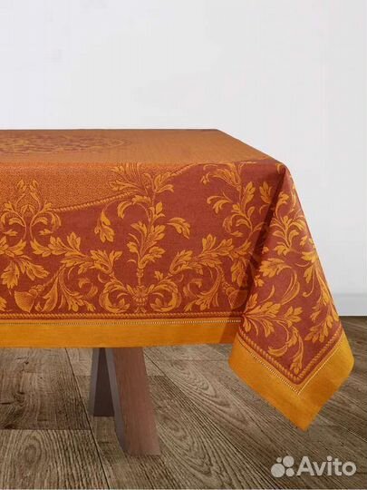 Скатерти жаккардовые 