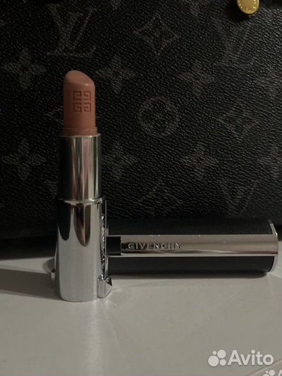 Givenchy помада