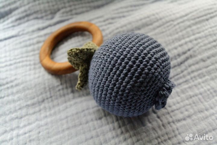 Вязаные погремушки грызунки на кольце