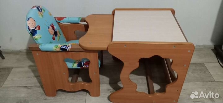 Детский стол и стул