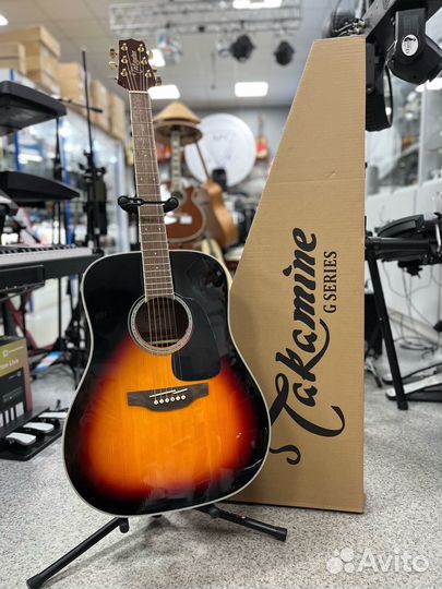 Гитара Takamine