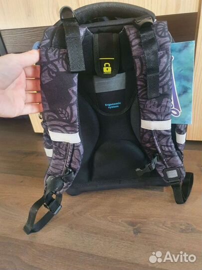 Рюкзак школьный для мальчика новый
