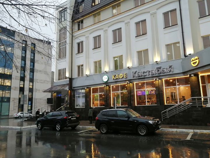 Офис, 33 м² в центре с парковкой