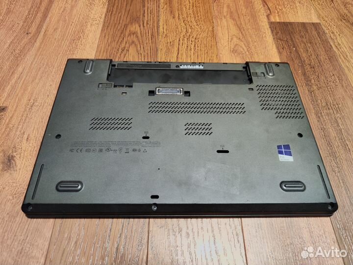 Lenovo thinkpad T450(14 дюймов,I5 5300,8гб,256SSD)