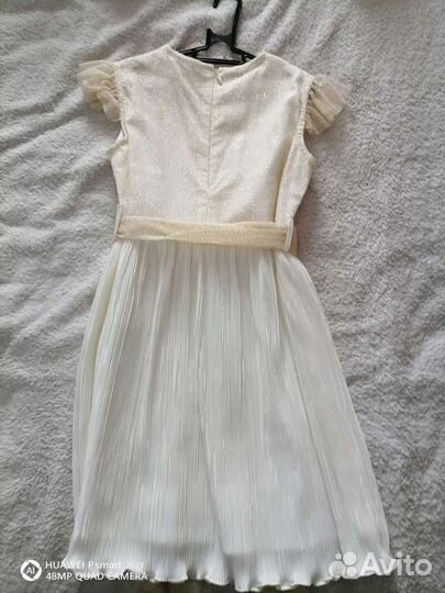 Платье для девочки праздничное