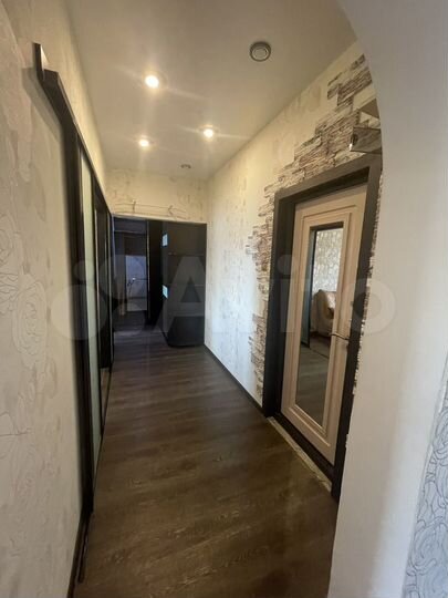2-к. квартира, 56 м², 6/9 эт.