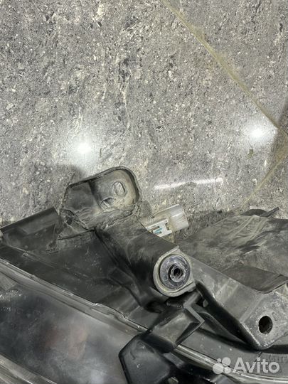 Фара передняя левая tayota камри 55