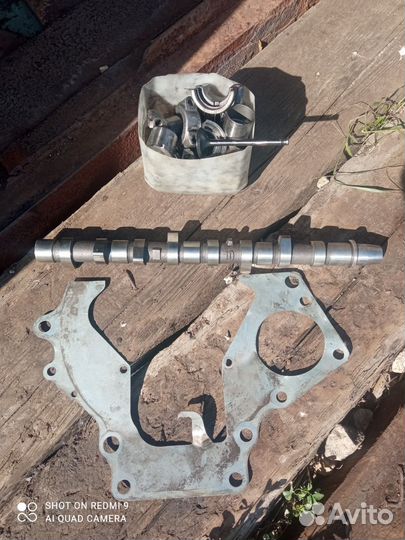 Распредвал двигателя R2 дизель мазда